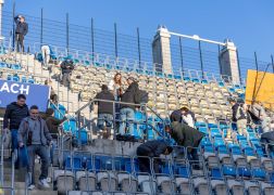 Jena Fans Schleppen 600 Sitze Aus Stadion 12